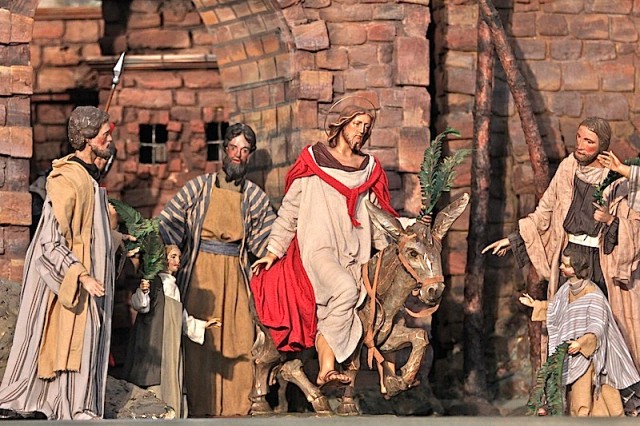 einzug_fastenkrippe.jpg