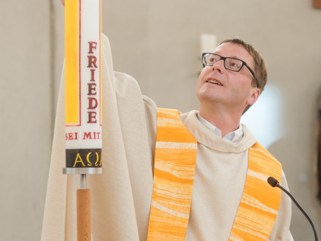 Worte und Lieder, die Frieden stiften - Friedenskonzert und Buchpräsentation