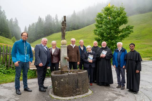 Gedenkbuch zum Jubiläum der Waldrast