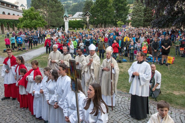 Jungscharlager Kaleidio: Bischof Glettler feierte Gottesdienst mit Kindern