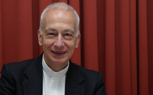 Michael Landau als Präsident von Caritas Europa wiedergewählt