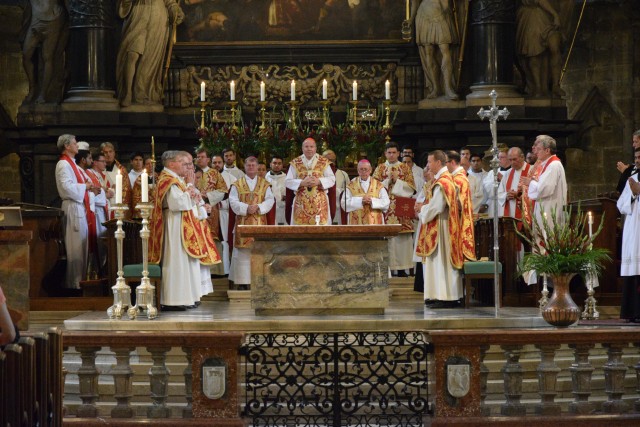 Scheuer: Papst hat Kirche in "Bewegung nach vorne" versetzt