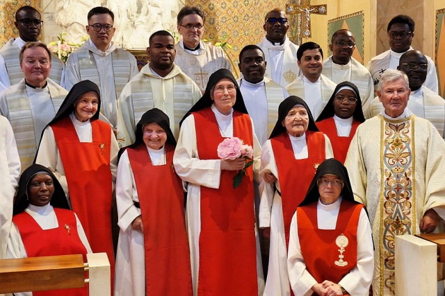 Professjubiläum im Kloster der Ewigen Anbetung
