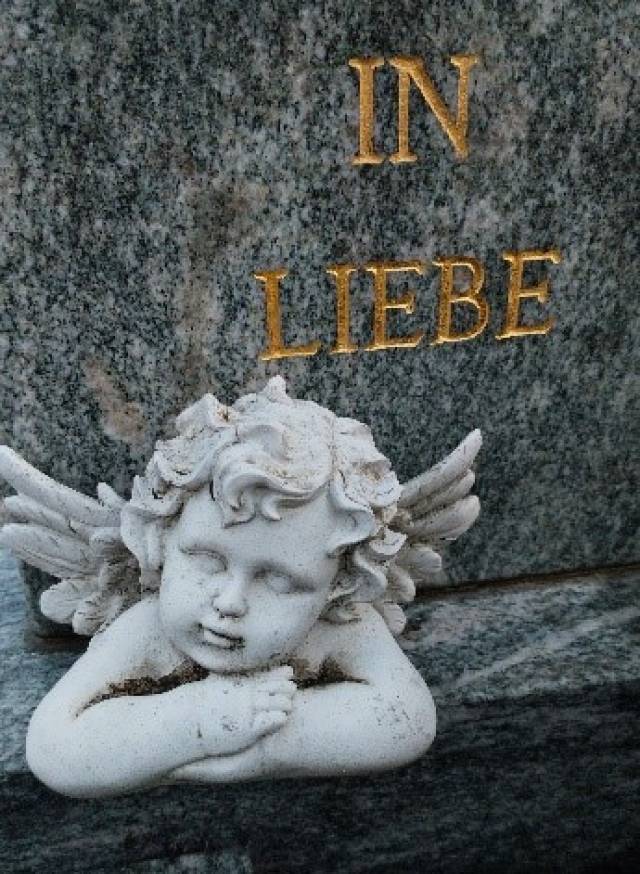 Tod, Trauer und Hoffnung im Bezug auf Allerheiligen und Allerseelen