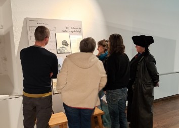 Biografieworkshop_Hauptausstellung im Zeughaus, Foto:Tuğba Şababoğlu