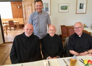 P  Anselm OSB 25 Jahre Der Abtweihe