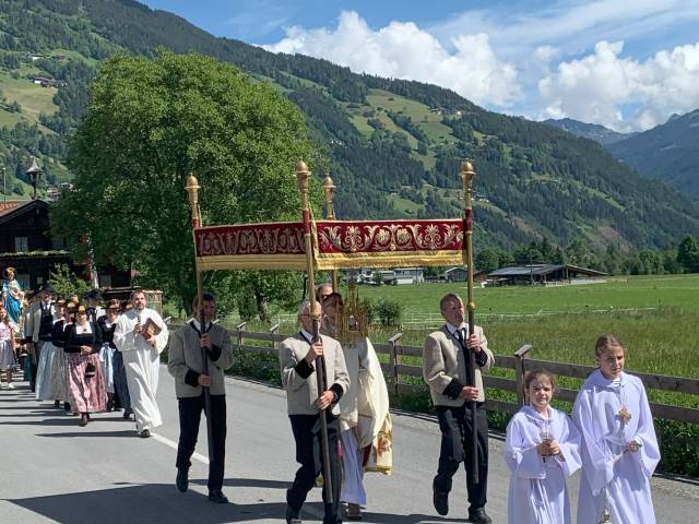 Dreifaltigkeitsprozession