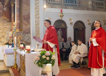 (c)ungerank Com 00186 0K8A9613