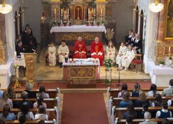 (c)ungerank Com 00255 0K8A0385