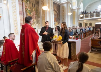 (c)ungerank Com 00311 0K8A1054