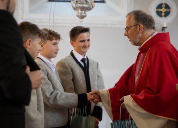 (c)ungerank Com 0K8A4929