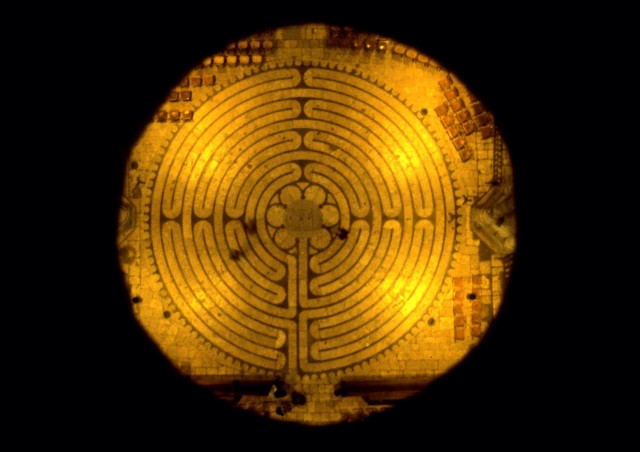 Chartres und das Labyrinth des Lebens - RESTPLÄTZE